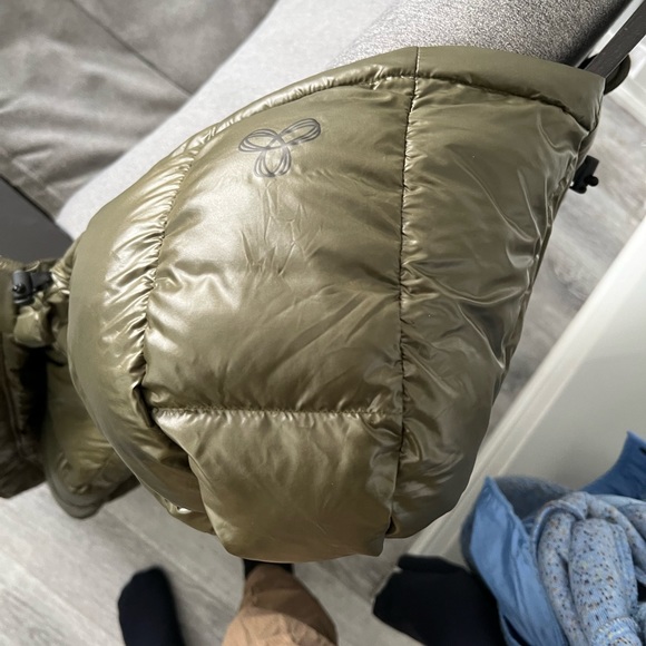 Aritzia Super Puff Mens Jacket - Picture 3 of 7